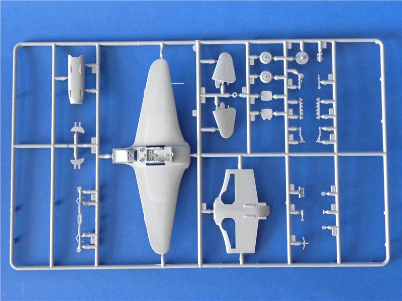 Сборная модель - самолет ЯК-3  